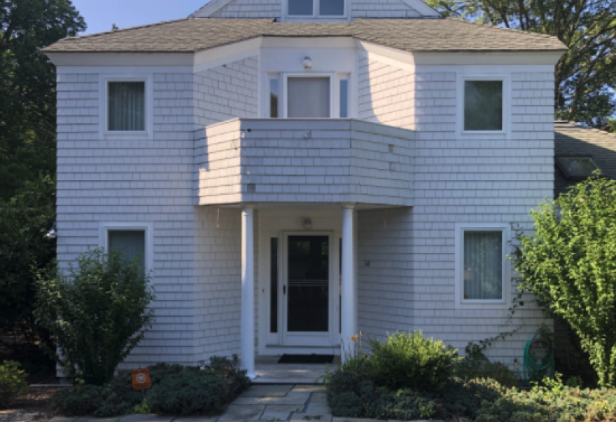 Yearround Cape rental website privatized; one more challenge for those